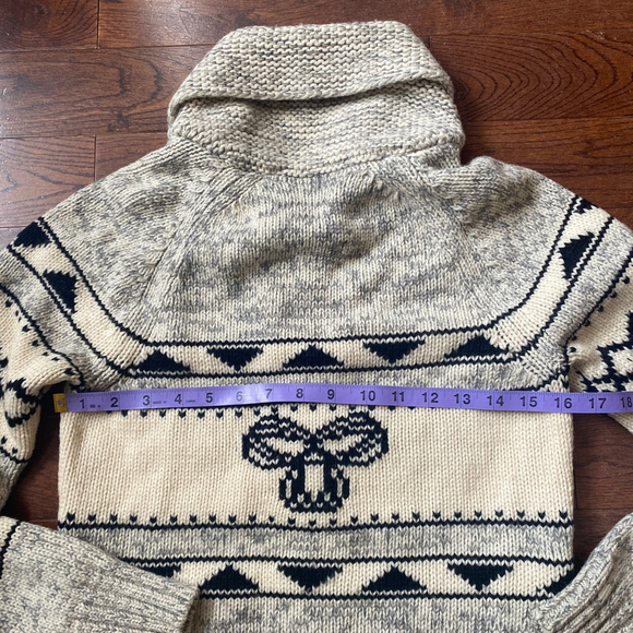 TNA Women’s XS Hooded Cowichan Knit Lambswool Sweater Beige & Black Zip Front - Picture 9 of 11
